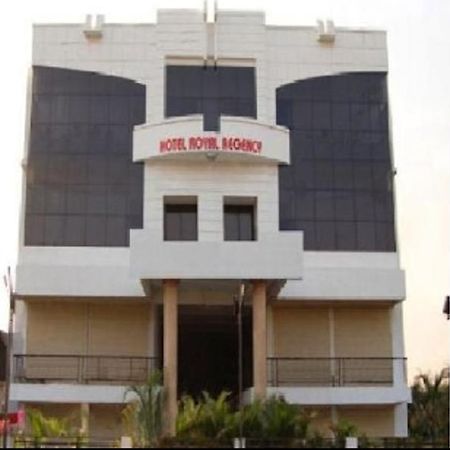 Hotel Royal Regency Bori  Ngoại thất bức ảnh