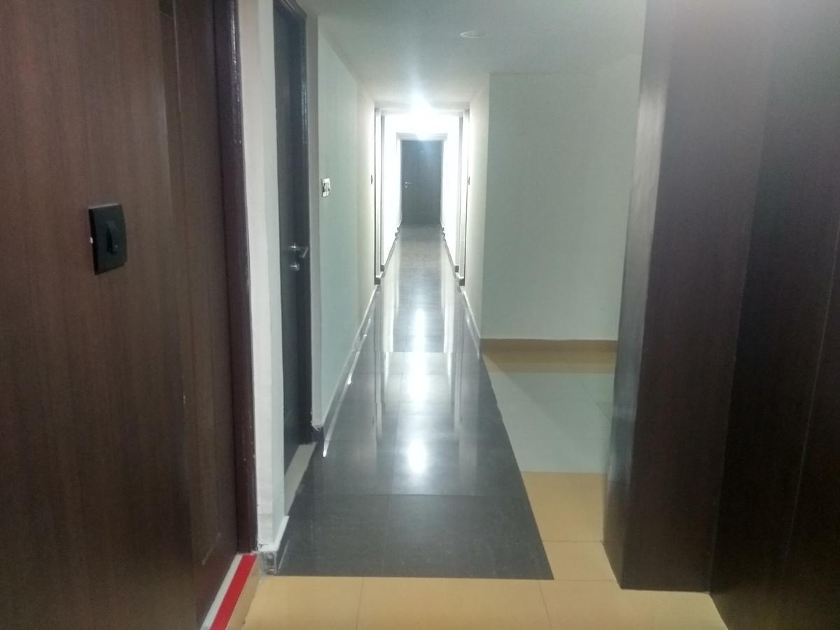 Hotel Royal Regency Bori  Ngoại thất bức ảnh